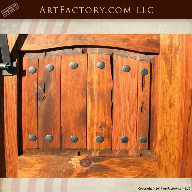 https://artfactory.com/wp-content/uploads/2010/02/custom-hand-carved-wood-door-9.jpg