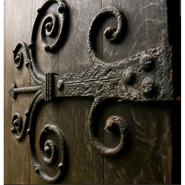 Castle Door Hinge - Design From Antiquity
