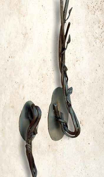 Door Pull - Wild Vine And Leaf Master Crafted Hand - HH157